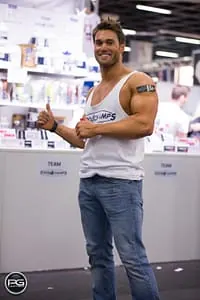 Mario Klintworth auf einer Fitnessmesse